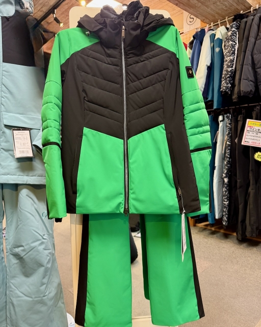 デサント海外モデル5割引！